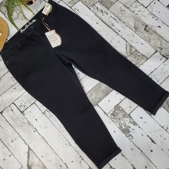 Royalty For Me Black High Rise Cuffed Ankle Jeans 16W - Picture 4 of 13